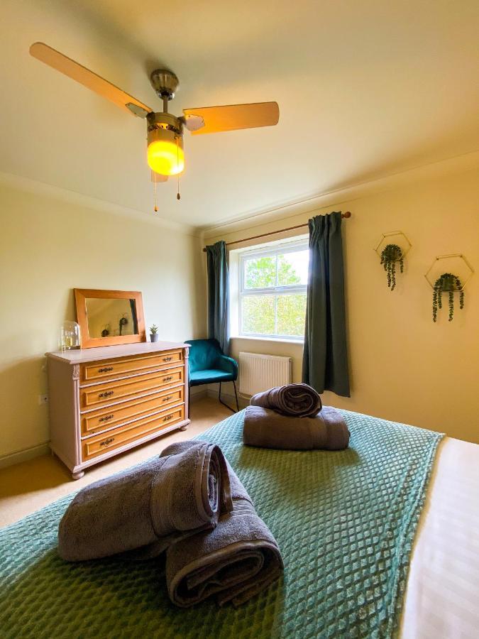 Kings Quarters Boutique Rooms Hartford  Екстериор снимка